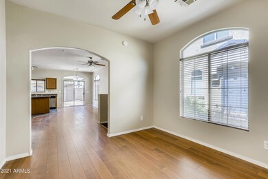 7-047723359-18 Living Room