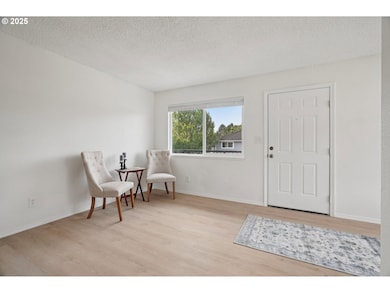 1495 NE Kane Dr unit 4, Gresham, OR 97030 - photo 7