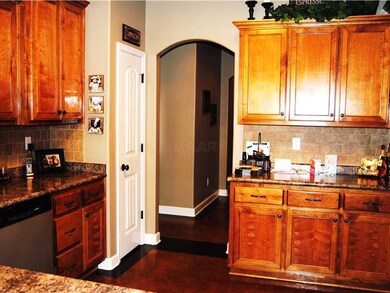 Kitchen w/ Stainless Steel Appliances,Stained Conc