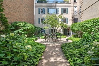 1544 N State Pkwy unit 3A, Chicago, IL 60610 - photo 2