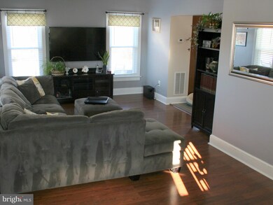 35936 E Loudoun St, Round Hill, VA 20141 - photo 5