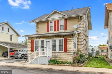 313 Prince St, Littlestown, PA 17340 - photo 2