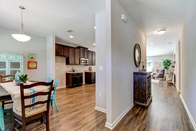 2822 Synhoff Dr W, Jacksonville, FL 32216 - photo 2