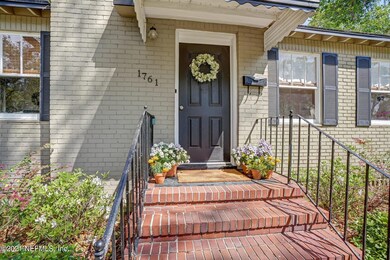 9-web-or-mls-1761 Orlando Cir-11