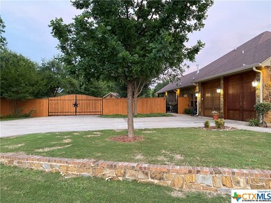 609 Macy Dr, Troy, TX 76579 - photo 4
