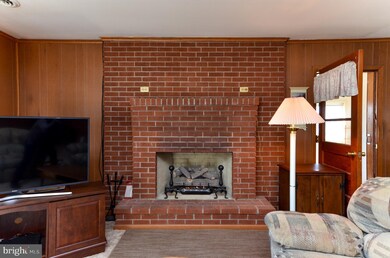 109 Sunset Cir, Colonial Beach, VA 22443 - photo 7