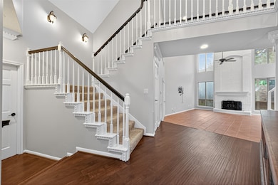 901 Longmire Rd unit 13, Conroe, TX 77304 - photo 5