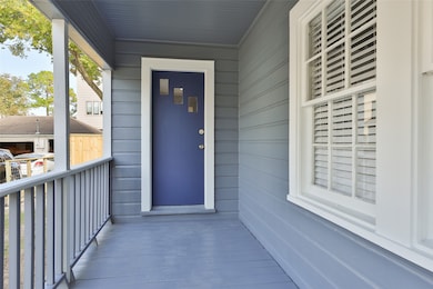 1202 Birdsall St, Houston, TX 77007 - photo 2