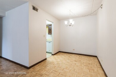 1623 Ashland Ave unit 2C, Des Plaines, IL 60016 - photo 7