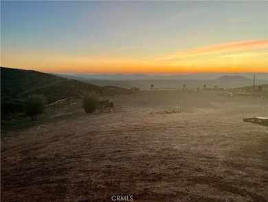 41130 Voyager Rd, Hemet, CA 92544 - photo 2