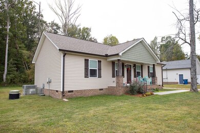 262 Forrestwood Dr, Manchester, TN 37355 - photo 2