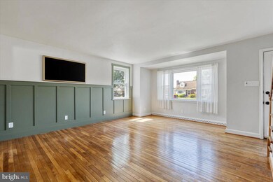 3813 Grant St, Reading, PA 19606 - photo 4