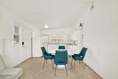 1236 NE 109th St unit 1, Miami, FL 33161 - photo 6