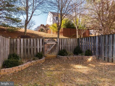 9402 Steeple Ct, Laurel, MD 20723 - photo 4
