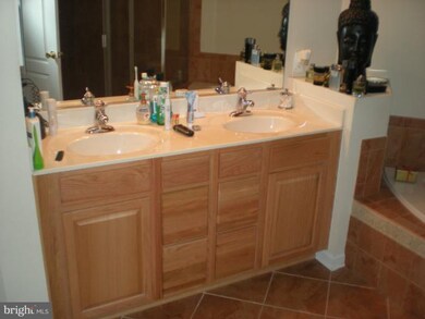 unlisted-address, Manassas Park, VA 20111 - photo 6