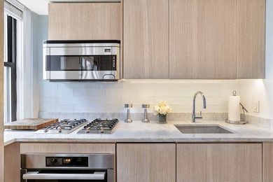 Sutton Place unit 5B, New York, NY 10022 - photo 4