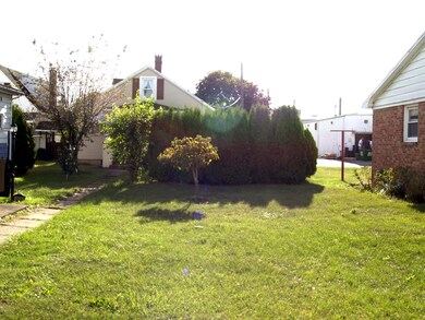 507 Monroe St, Berwick, PA 18603 - photo 4