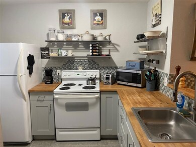 4602 SW 45th Ln, Gainesville, FL 32608 - photo 3