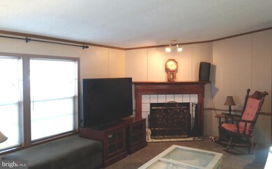 4751 Flanders Ln, Harwood, MD 20776 - photo 4