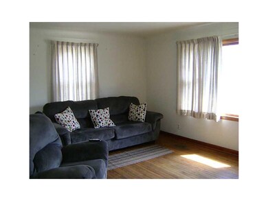 Living Room. Hardwood Floor