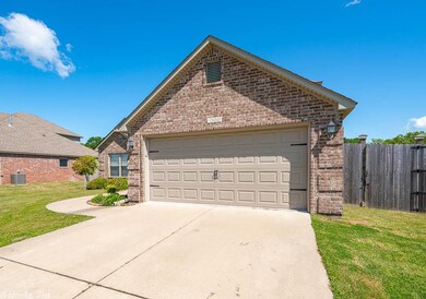 1330 Crabapple Dr, Conway, AR 72032 - photo 4