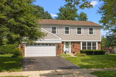 2114 Countryside Cir, Naperville, IL 60565 - photo 2