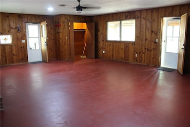 749 W Cato Springs Rd, Fayetteville, AR 72701 - photo 5