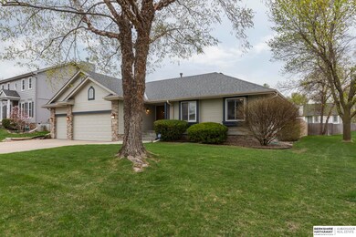 16927 Patterson Dr, Omaha, NE 68135 - photo 3