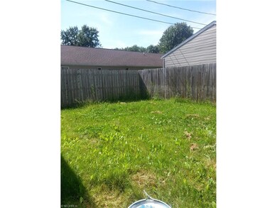 738 Alameda Ave, Sheffield Lake, OH 44054 - photo 3