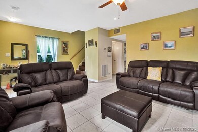 7592 NW 73rd Terrace, Tamarac, FL 33321 - photo 7