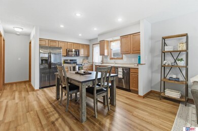 1120 Garden Valley Rd, Lincoln, NE 68521 - photo 7