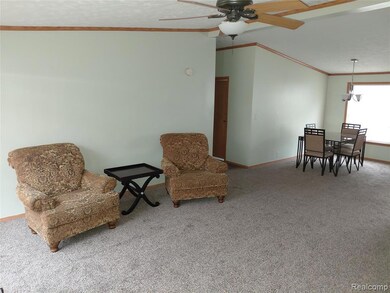 4740 Spring Creek Dr, Howell, MI 48843 - photo 4