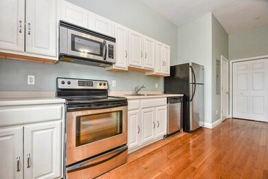 32 Providence St unit 5, Worcester, MA 01604 - photo 6