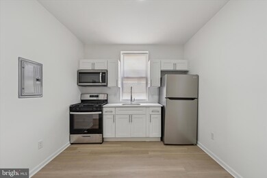 1626 N 17th St unit 2, Philadelphia, PA 19121 - photo 6