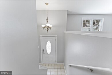 121 Forge Hill Ln, Phoenixville, PA 19460 - photo 4