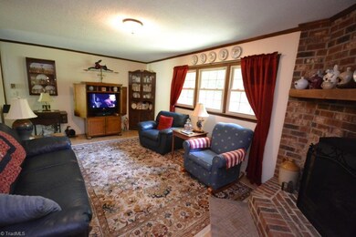 606 Colony Rd, Asheboro, NC 27205 - photo 4