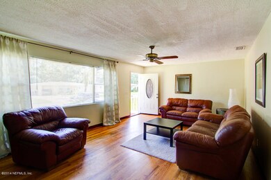 2446 Hirsch Ave, Jacksonville, FL 32216 - photo 2
