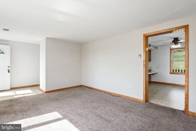 504 Tritapoe Dr, Knoxville, MD 21758 - photo 7