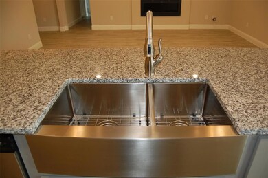 968 E 5th St, Springtown, TX 76082 - photo 5