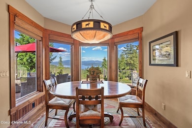 Big Windows w the Lake views