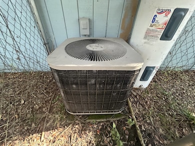 385 NE 441st Ave, Old Town, FL 32680 - photo 6