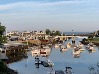 42 Perkins Cove Rd, Ogunquit, ME 03907 - photo 4