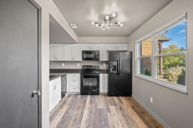 302 Kingsway Ct, Cold Spring, KY 41076 - photo 2