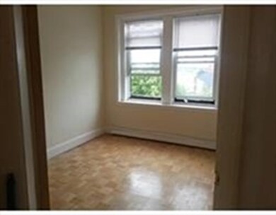 669 Beach St unit 5, Revere, MA 02151 - photo 2