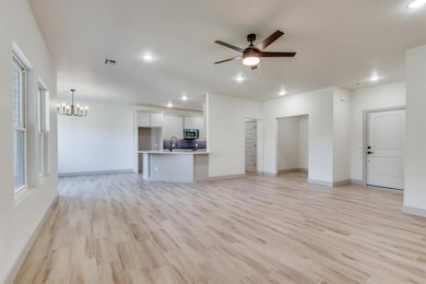 11617 SW 14th St, Yukon, OK 73099 - photo 6