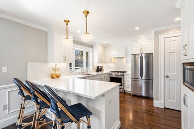 29 Bogandale Rd, West Roxbury, MA 02132 - photo 2