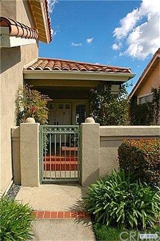 Entry to home with gate