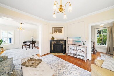 208 W Ann St, Milford, PA 18337 - photo 3