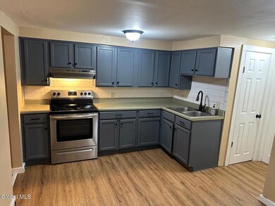 11 Myrtle Ave unit Basement, Albany, NY 12202 - photo 2