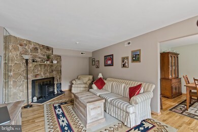 2 Matthew Thornton Bldg unit 3, Blackwood, NJ 08012 - photo 4